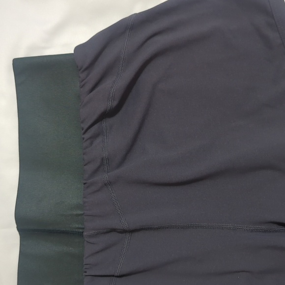 Fabletics Olesia Shine Short, Color Everglade Shine/Iron Size S - Picture 13 of 16